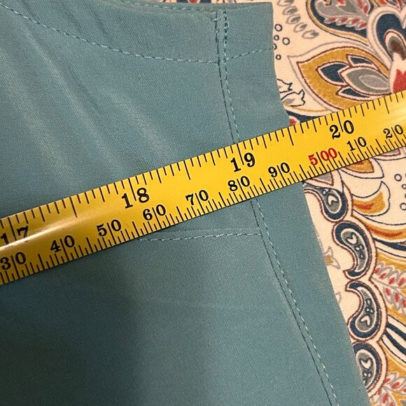 Puma Ladies Sleeveless Golf Top - Size Med - New With Tags - Picture 9 of 10